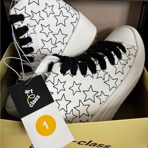 Art Class Kids Sneakers - White with Black Stars